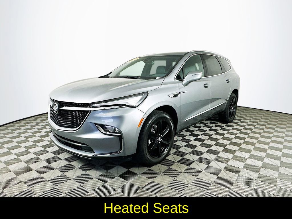 Used 2024 Buick Enclave Essence w/ Sport Touring Edition image 5