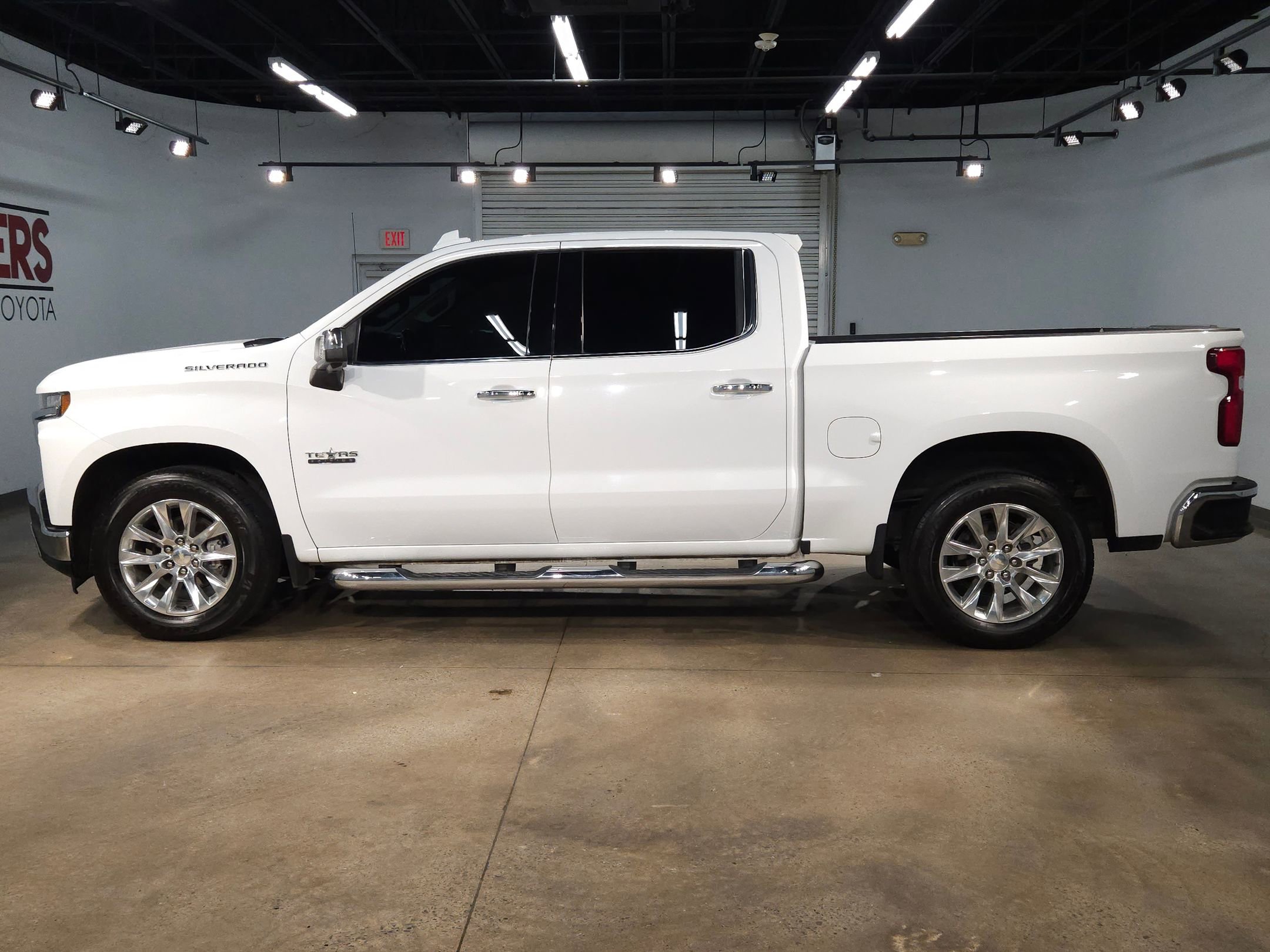 Used 2019 Chevrolet Silverado 1500 LTZ w/ LTZ Texas Edition image 4