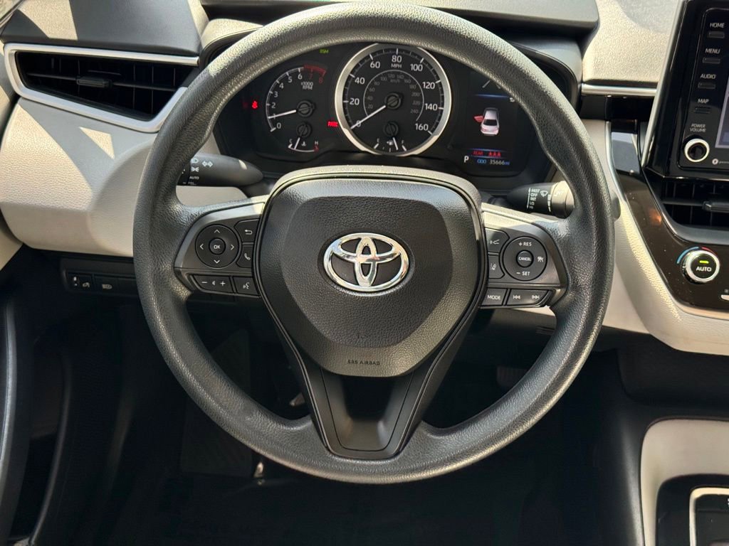 Used 2022 Toyota Corolla LE w/ LE Convenience Package FWD image 18