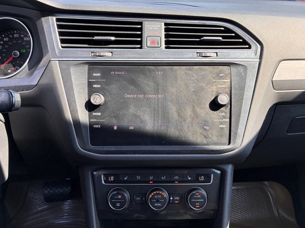 Used 2019 Volkswagen Tiguan SE AWD/4WD image 37