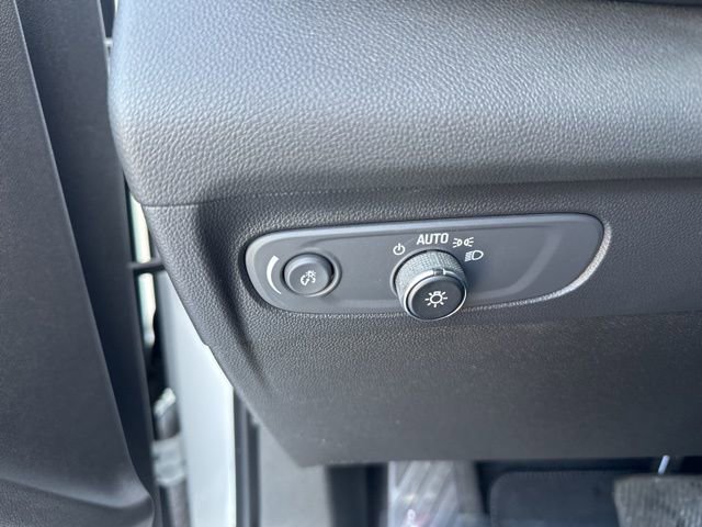 Used 2021 Buick Envision Essence w/ Sport Touring Package image 37