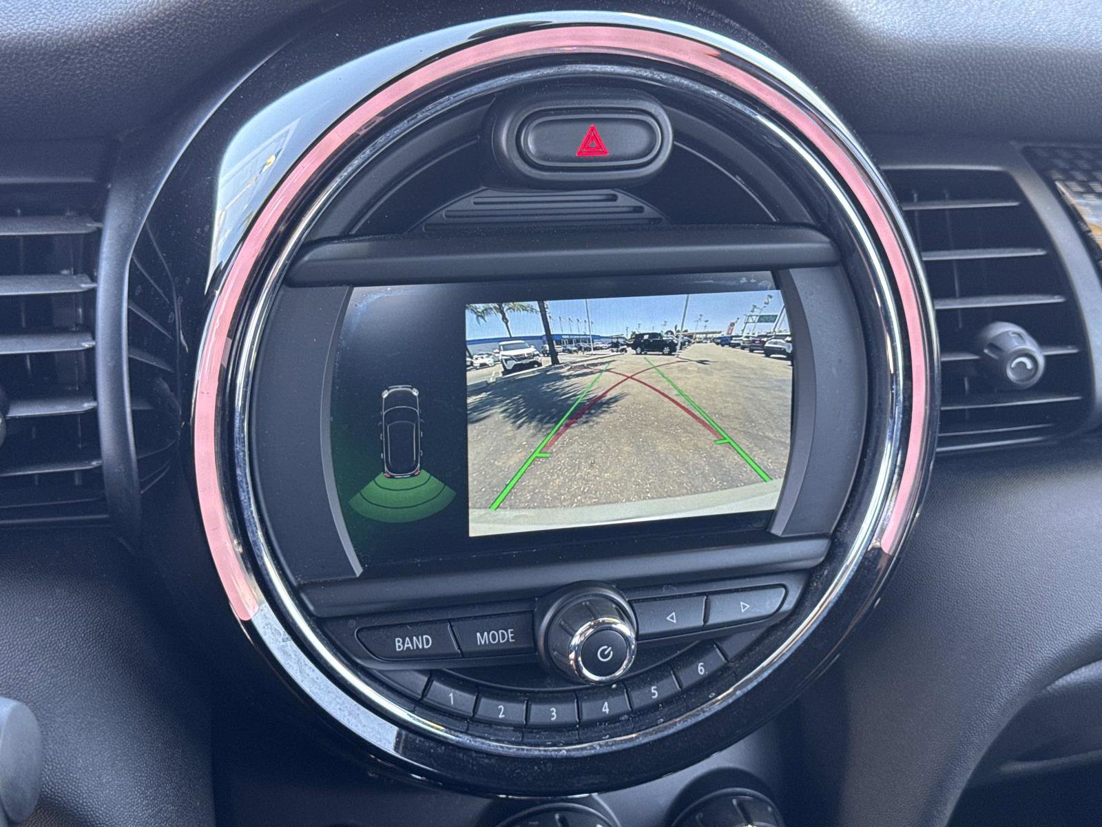 Used 2019 MINI Cooper S w/ Signature Upholstery Package FWD image 17