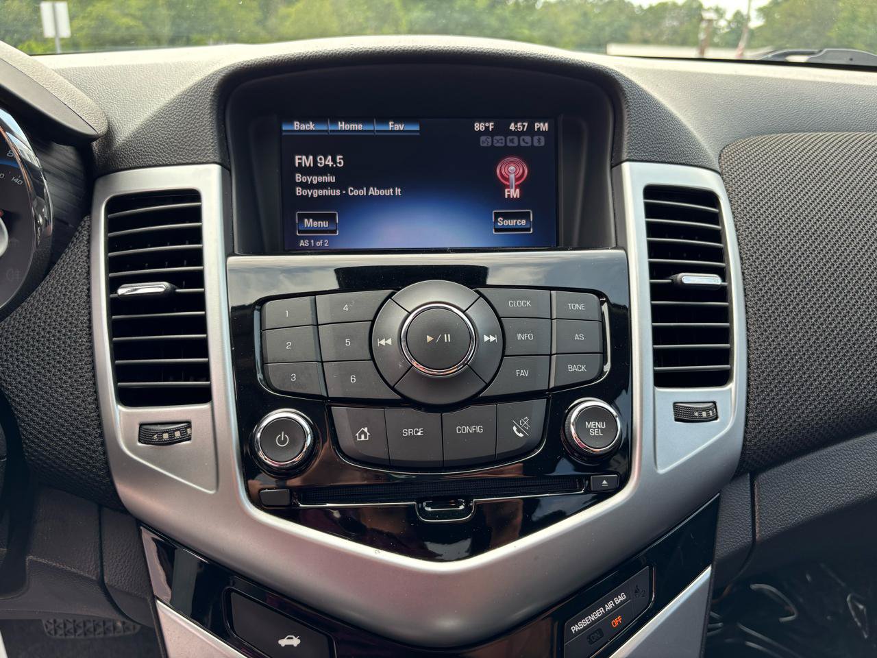 Used 2015 Chevrolet Cruze LT w/ RS Package FWD image 20