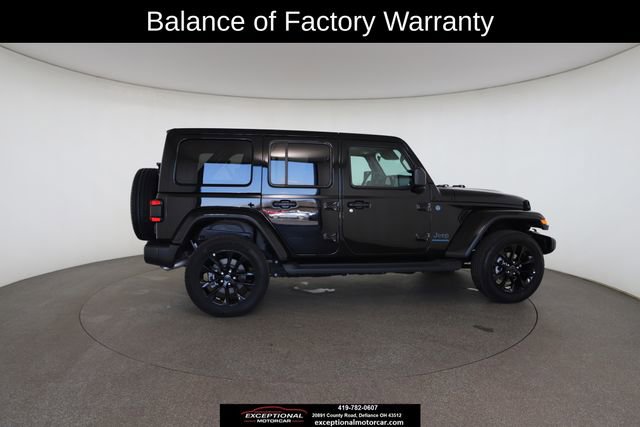 Used 2025 Jeep Wrangler Unlimited Sahara image 22