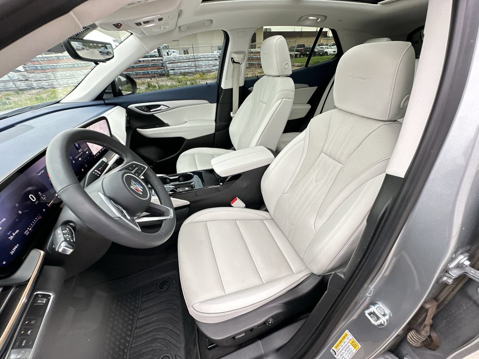 Certified 2025 Buick Envision Avenir AWD/4WD image 20