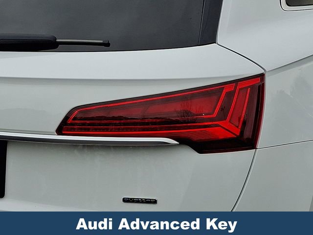 Used 2021 Audi Q5 2.0T Premium w/ Convenience Package image 9
