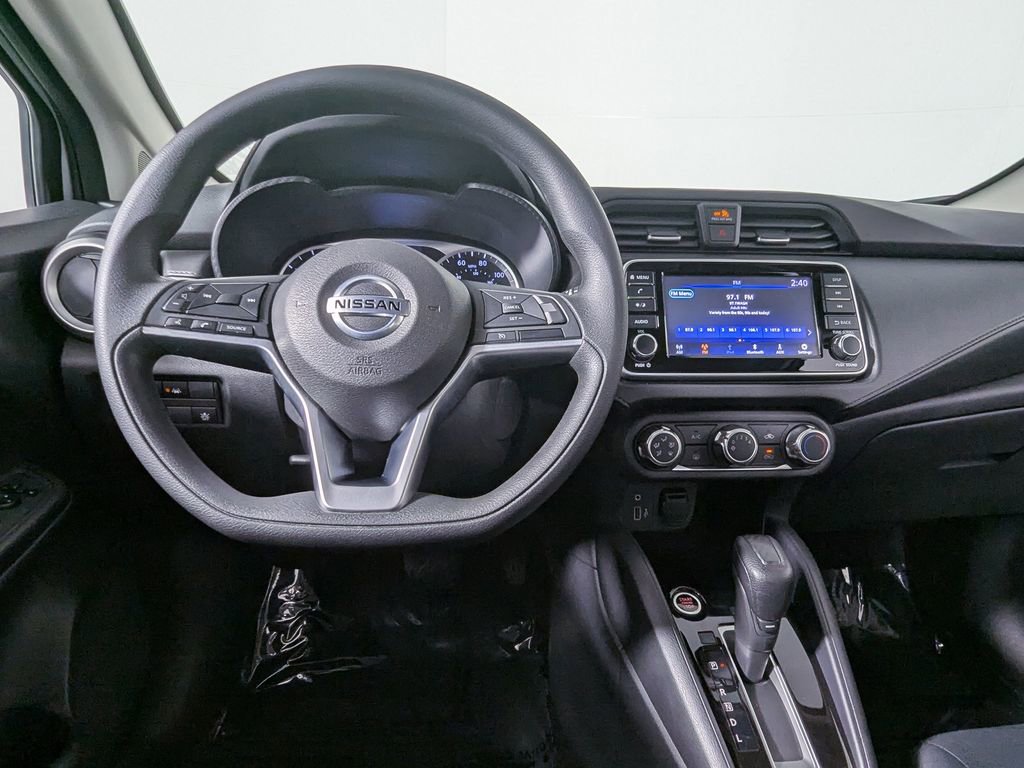 Used 2020 Nissan Versa S FWD image 17