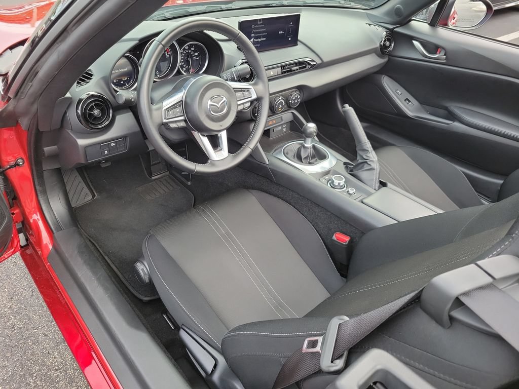 Used 2025 MAZDA MX-5 Miata Sport RWD image 23