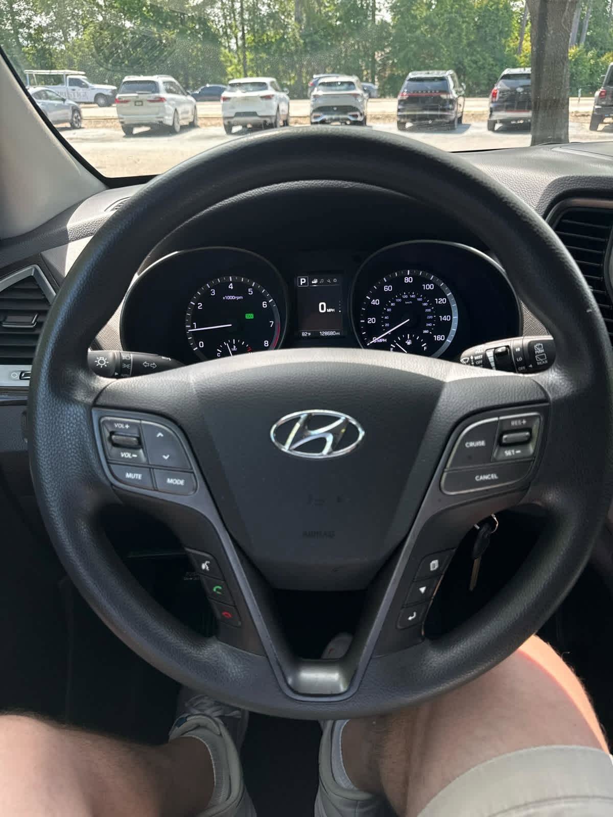 Used 2017 Hyundai Santa Fe SE FWD image 26