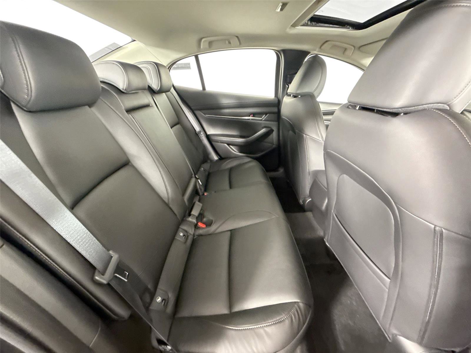 New 2026 MAZDA MAZDA3 2.5 S Sedan w/ Preferred Pkg image 39