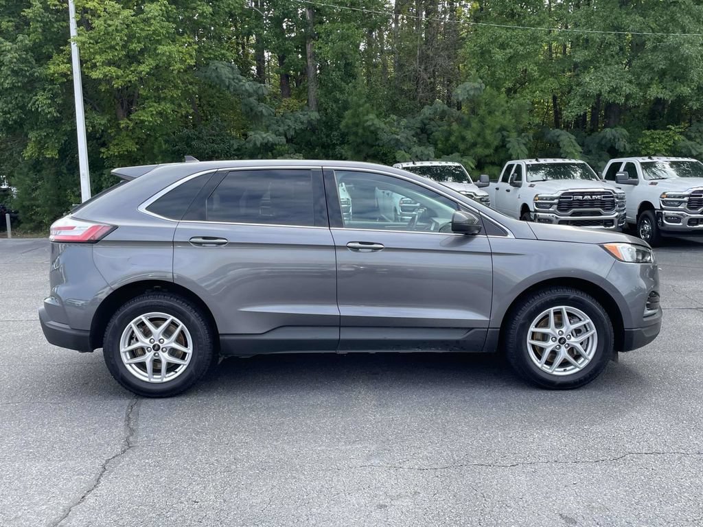 Used 2024 Ford Edge SEL AWD/4WD image 9