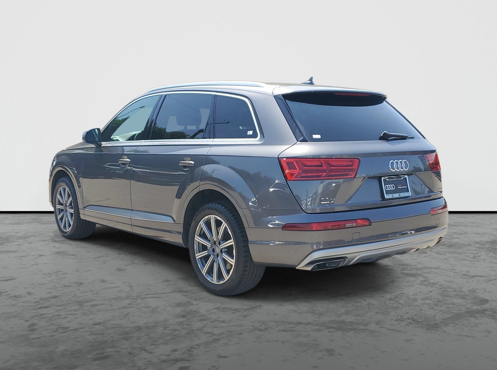 Used 2018 Audi Q7 2.0T Premium Plus w/ Premium Plus Package AWD/4WD image 3