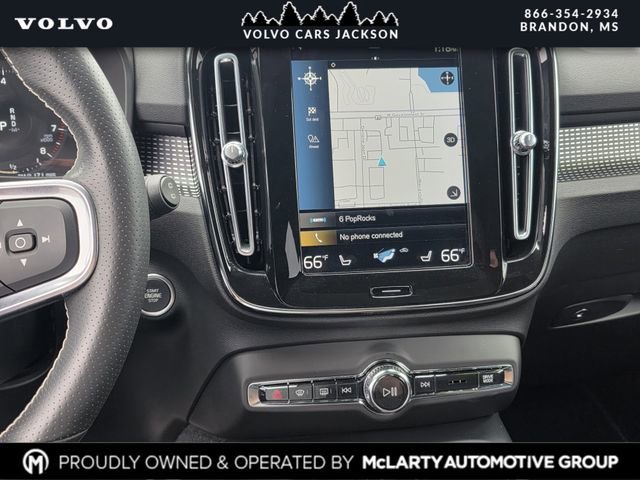 Used 2021 Volvo XC40 T5 R-Design AWD/4WD image 9