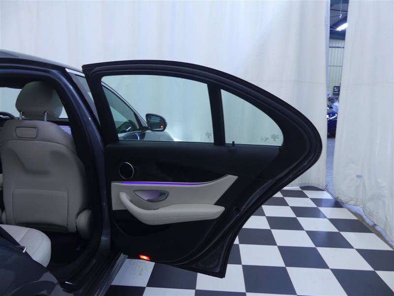 Used 2019 Mercedes-Benz E 300 image 28