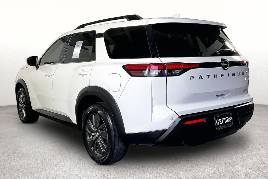 Used 2022 Nissan Pathfinder SV FWD image 17