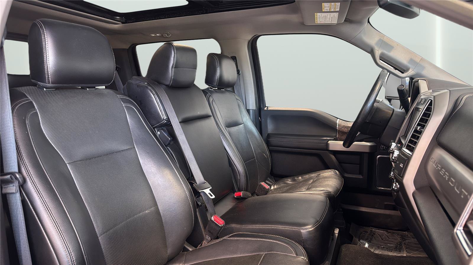 Certified 2017 Ford F250 Lariat w/ Lariat Ultimate Package AWD/4WD image 14