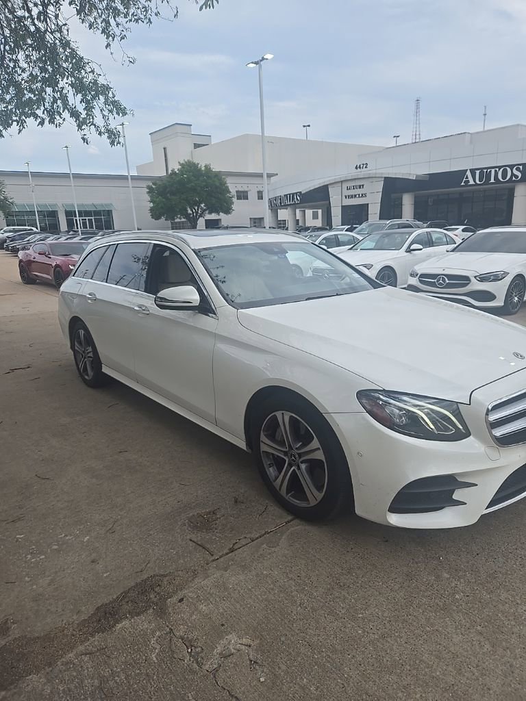 Used 2018 Mercedes-Benz E 400 4MATIC Wagon image 9