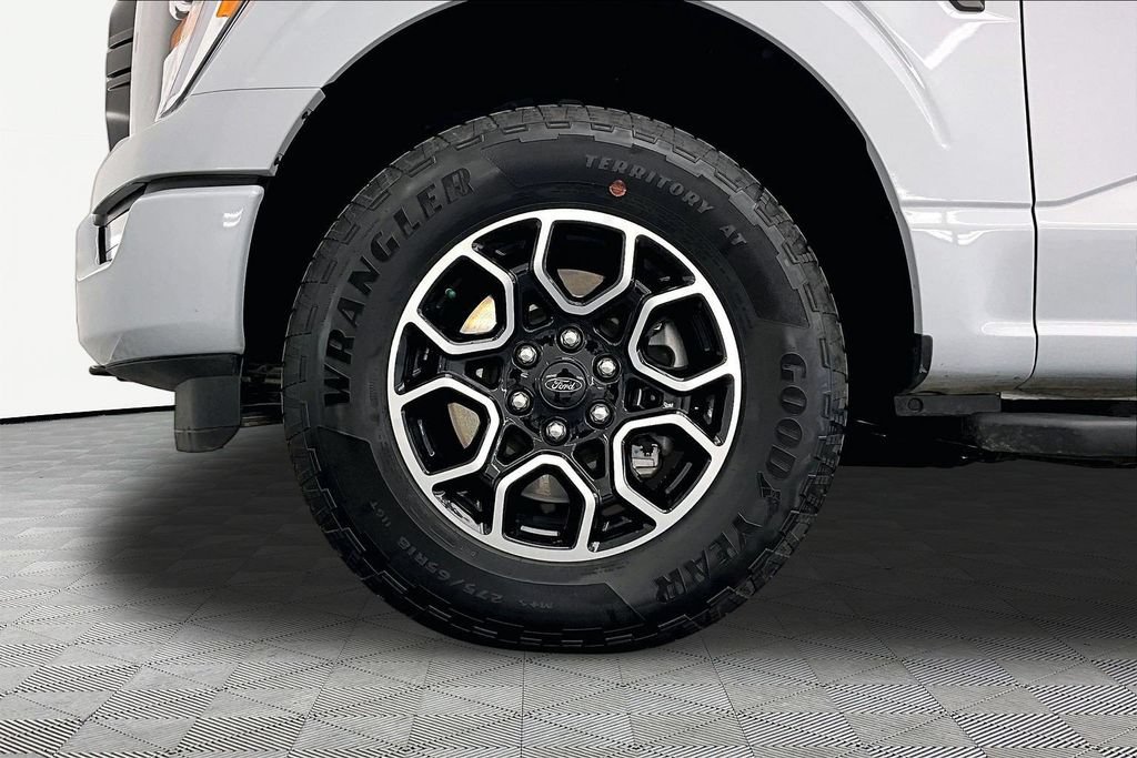 Used 2022 Ford F150 XLT w/ Equipment Group 302A High AWD/4WD image 9