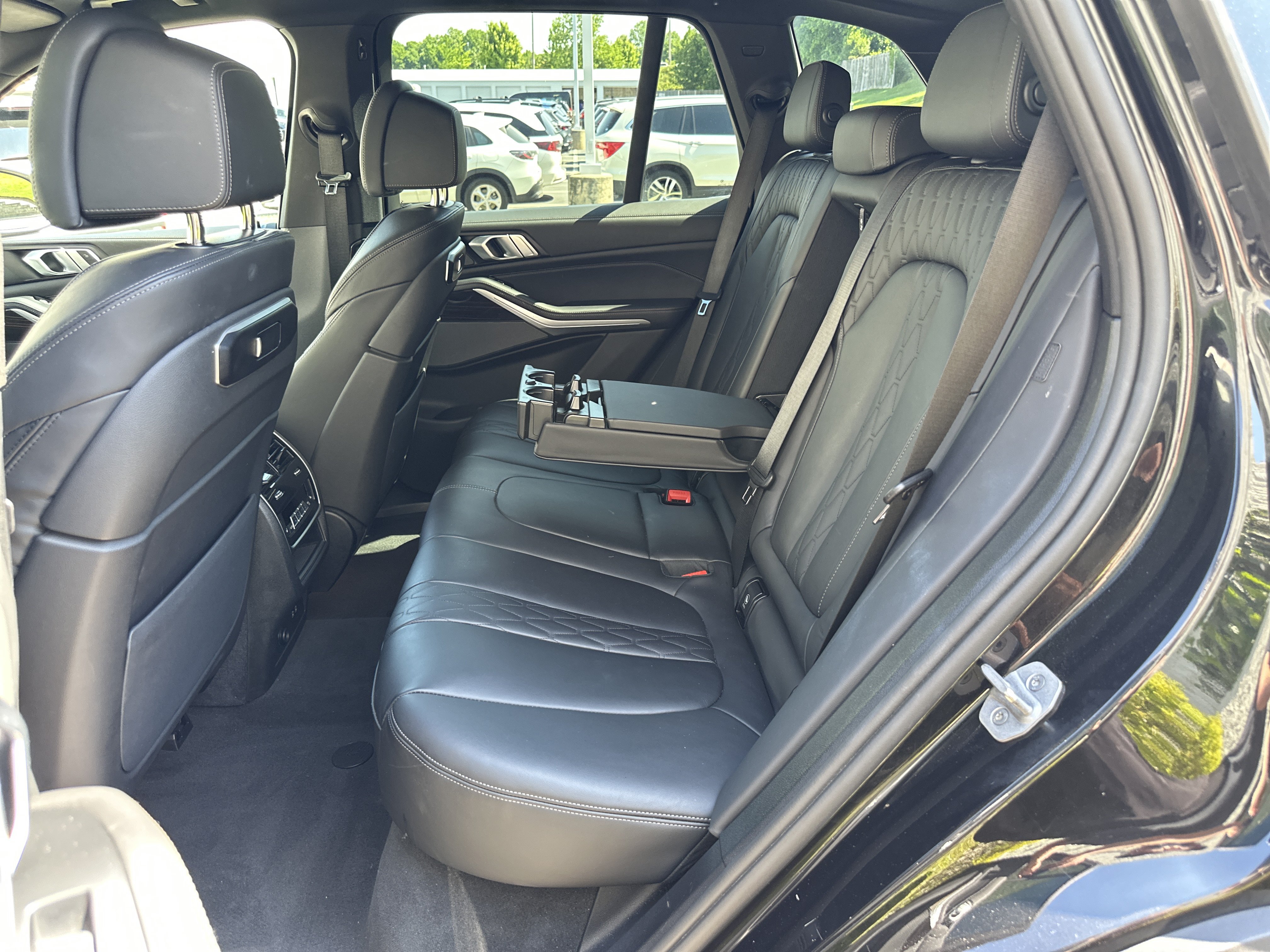 Used 2025 BMW X5 xDrive50e AWD/4WD image 35