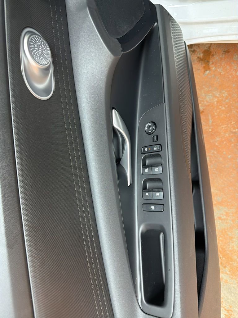 New 2026 Hyundai Elantra SE image 22