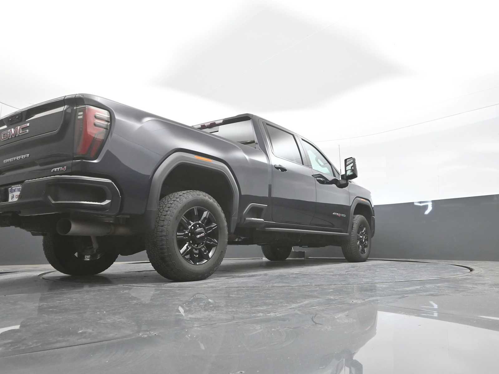 Used 2024 GMC Sierra 2500 AT4 w/ AT4 Premium Plus Package AWD/4WD image 60