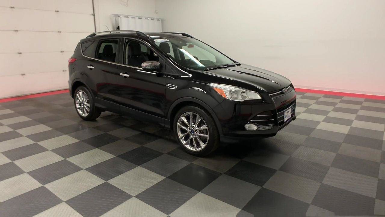 Used 2016 Ford Escape SE w/ SE Chrome Package AWD/4WD image 2