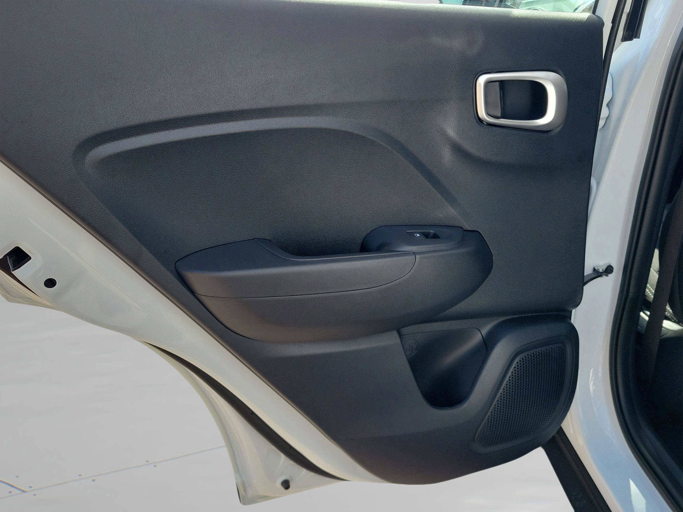 New 2026 Hyundai Venue SEL image 31