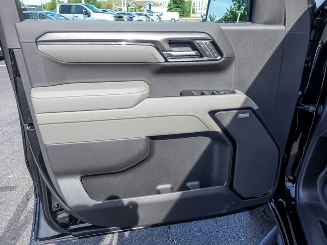 New 2026 Chevrolet Silverado 1500 ZR2 image 15
