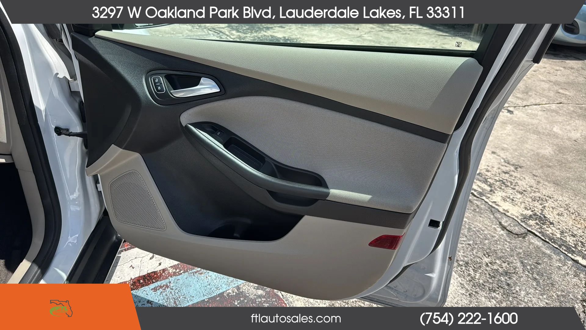 Used 2016 Ford Focus SE FWD image 27