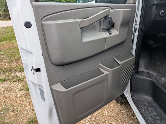 New 2025 Chevrolet Express 3500 w/ Power Convenience Package image 8