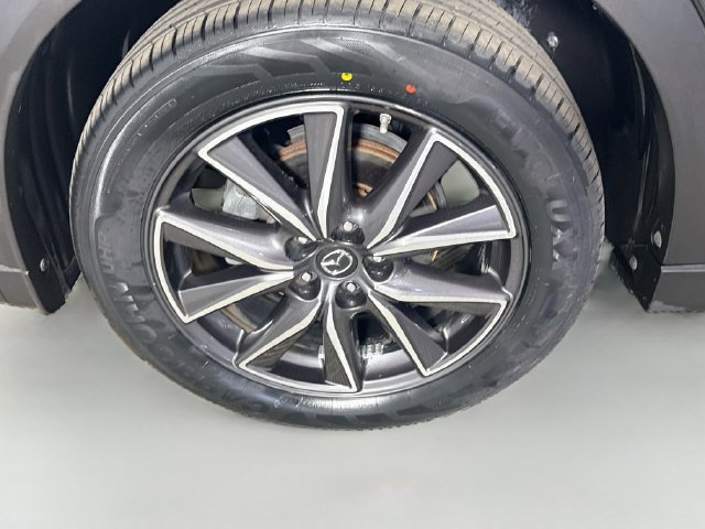 Used 2018 MAZDA CX-5 Touring w/ Preferred Equipment Package FWD image 37