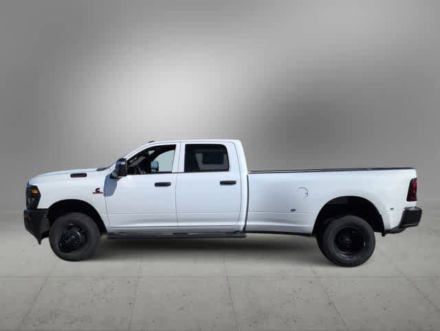 New 2026 RAM 3500 Tradesman AWD/4WD image 5