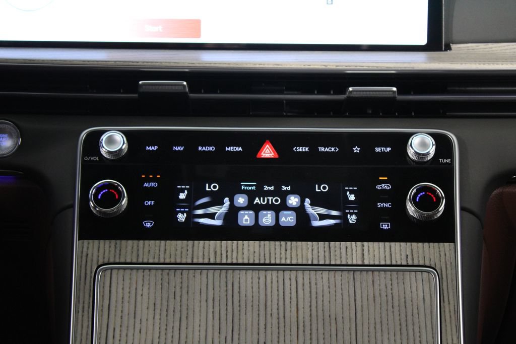 Used 2026 Genesis GV80 3.5T Prestige AWD/4WD image 21