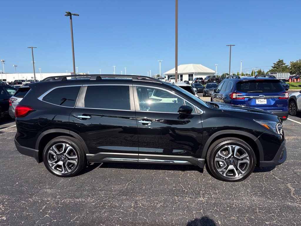 Certified 2026 Subaru Ascent Touring w/ Popular Package #1 AWD/4WD image 2