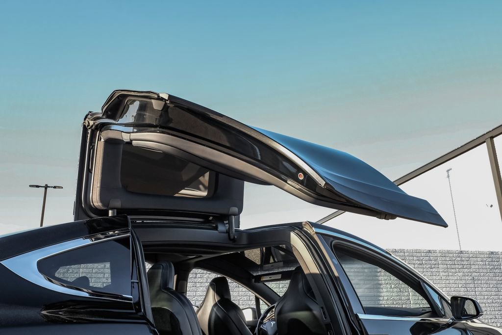 Used 2018 Tesla Model X 75D image 38