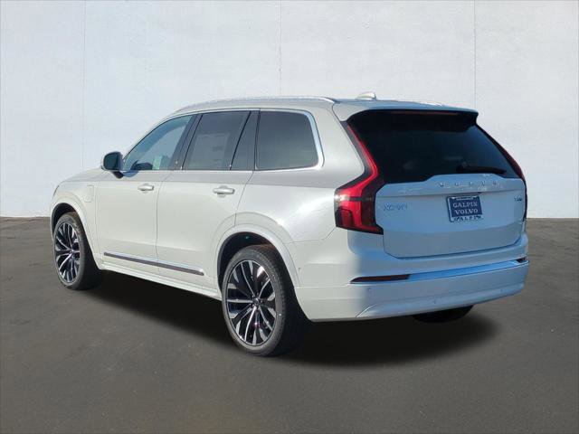New 2026 Volvo XC90 T8 Plus w/ Protection Package Premier image 2