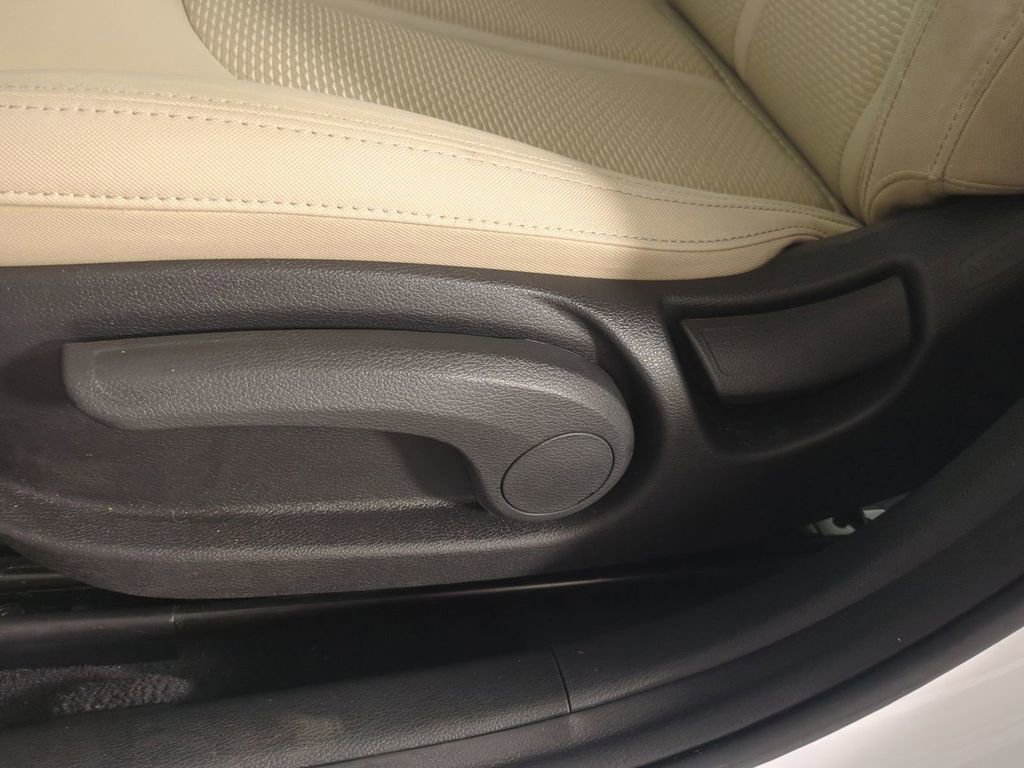 Used 2019 Hyundai Sonata SE FWD image 21