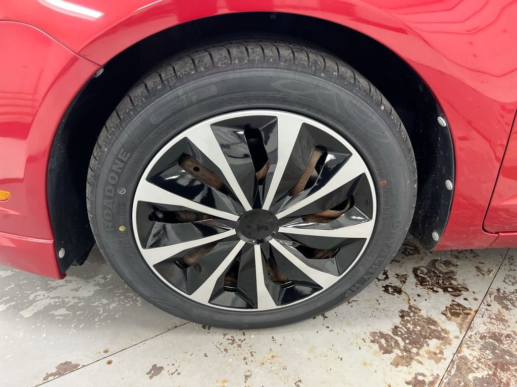 Used 2010 Ford Fusion SE FWD image 25