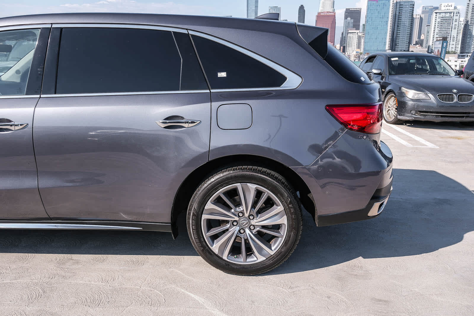 Used 2017 Acura MDX FWD w/ Technology Package image 8