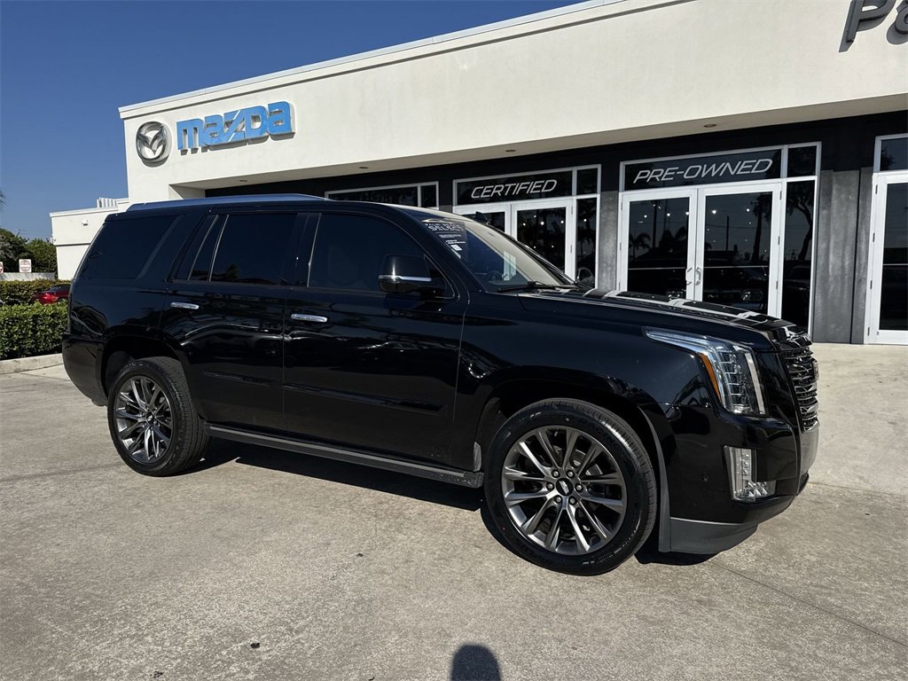 Used 2019 Cadillac Escalade Platinum w/ Escalade Sport Edition image 7