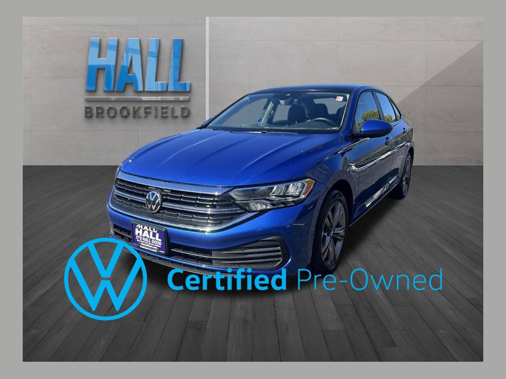 Certified 2024 Volkswagen Jetta SE w/ Panoramic Sunroof Package