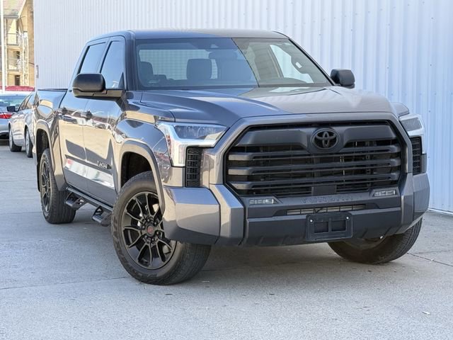 Used 2025 Toyota Tundra SR5 image 2