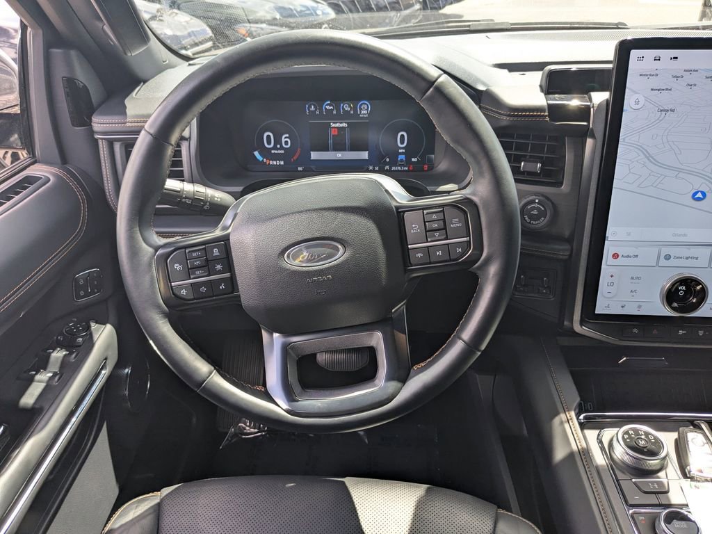 Used 2024 Ford Expedition Max Platinum image 3