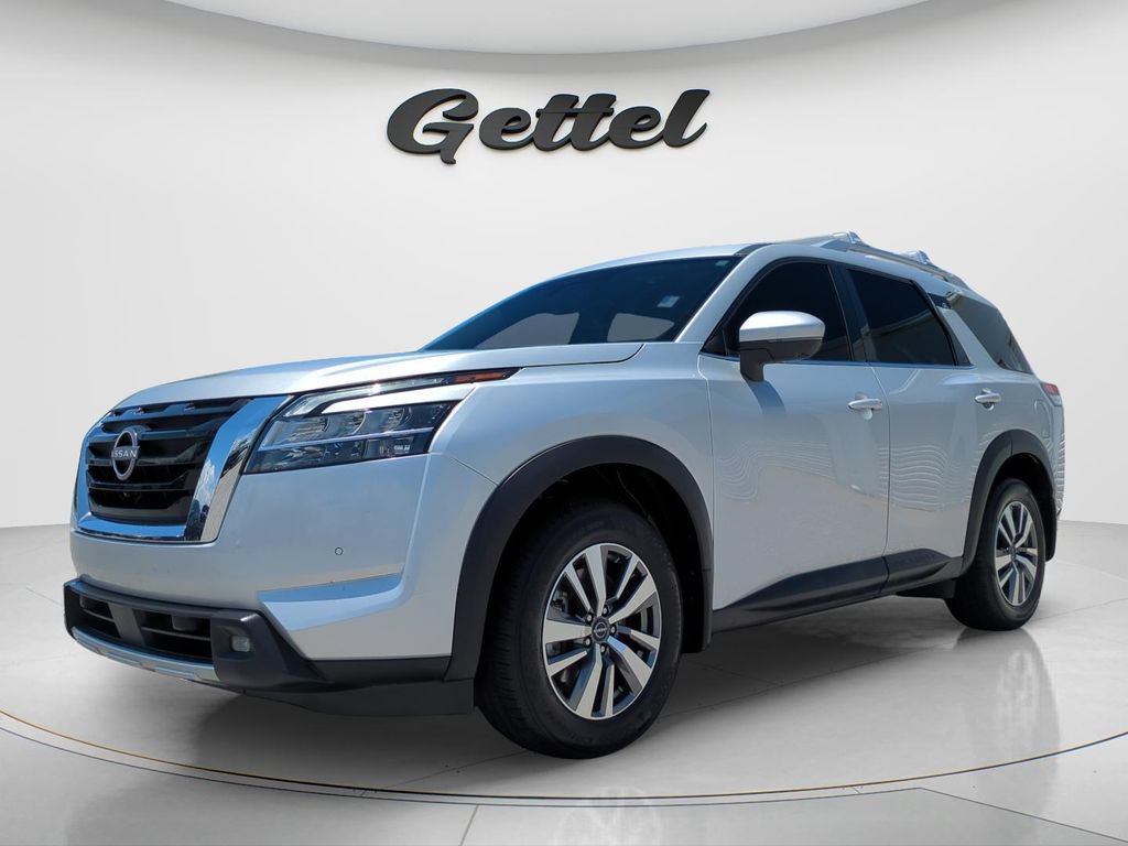Certified 2022 Nissan Pathfinder SL
