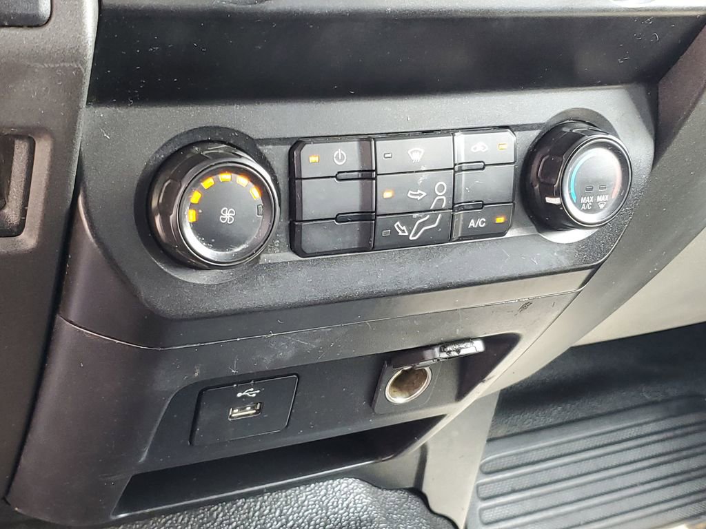 Used 2021 Ford F550 2WD Crew Cab Super Duty image 19