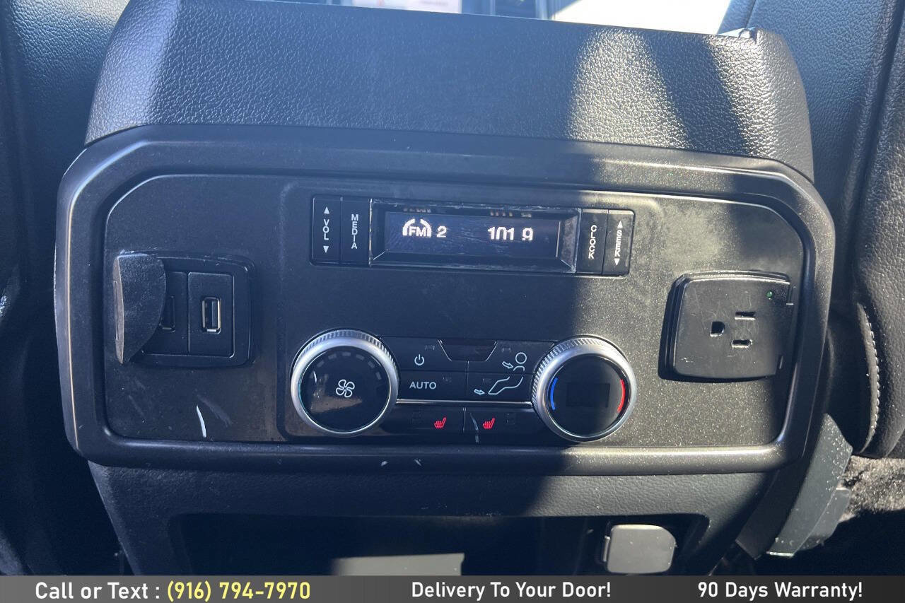 Used 2020 Ford Expedition Limited image 28
