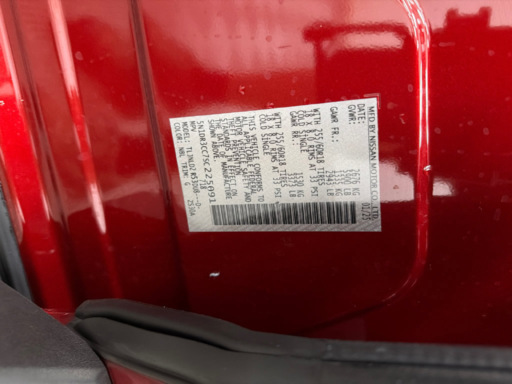 Used 2025 Nissan Pathfinder SL AWD/4WD image 33