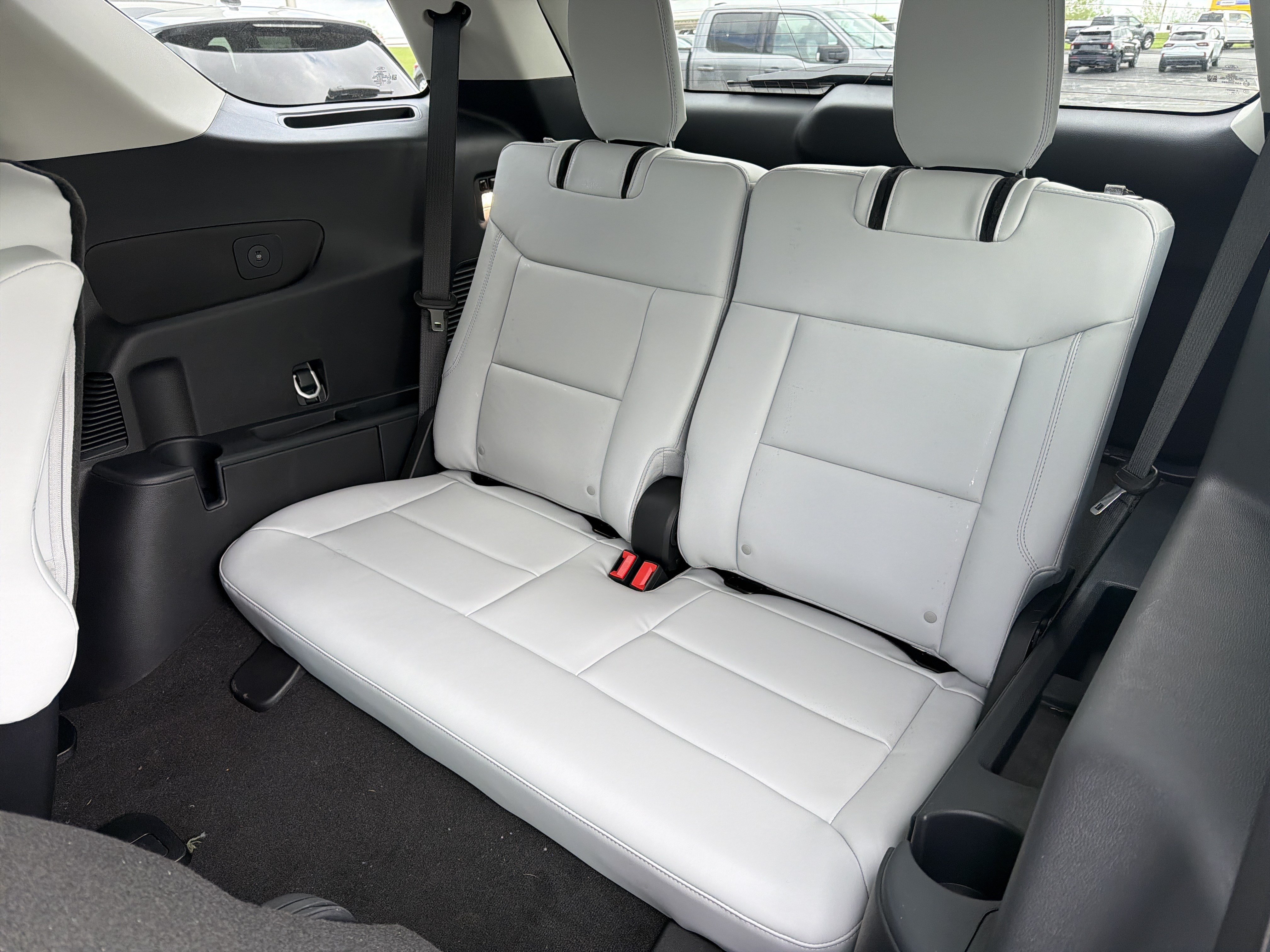 New 2026 Ford Explorer Platinum w/ LUX Leather Package AWD/4WD image 30