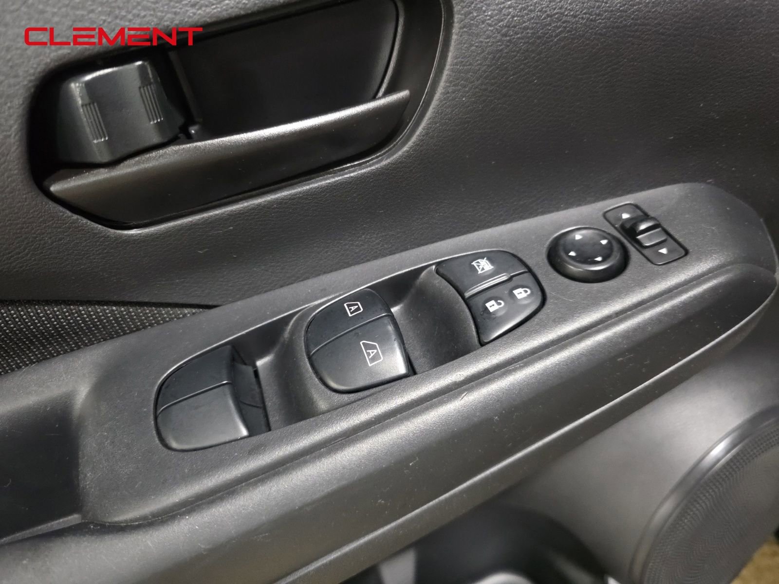 Used 2022 Nissan Kicks S image 21