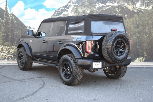 Used 2023 Ford Bronco Wildtrak AWD/4WD image 9